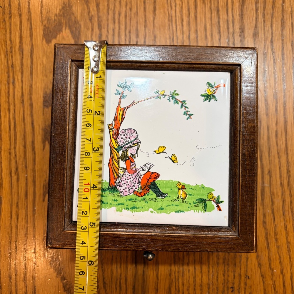 Vintage Wood Trinket Box Ceramic Tile Top Girl Reading Butterflies Cottagecore - Picture 15 of 16